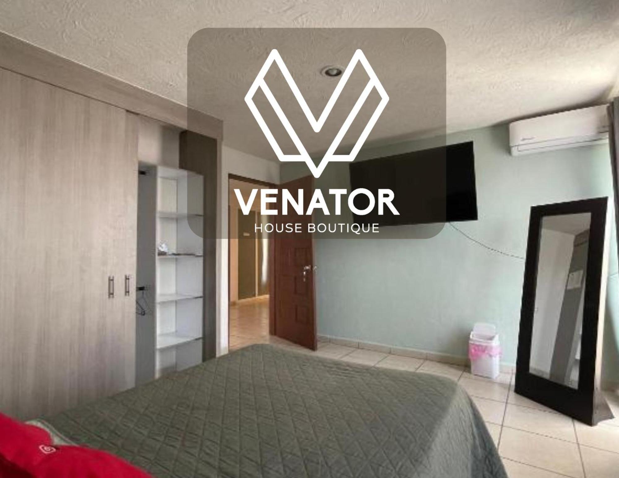 2 Venator House Boutique Apartment Leon Exterior photo